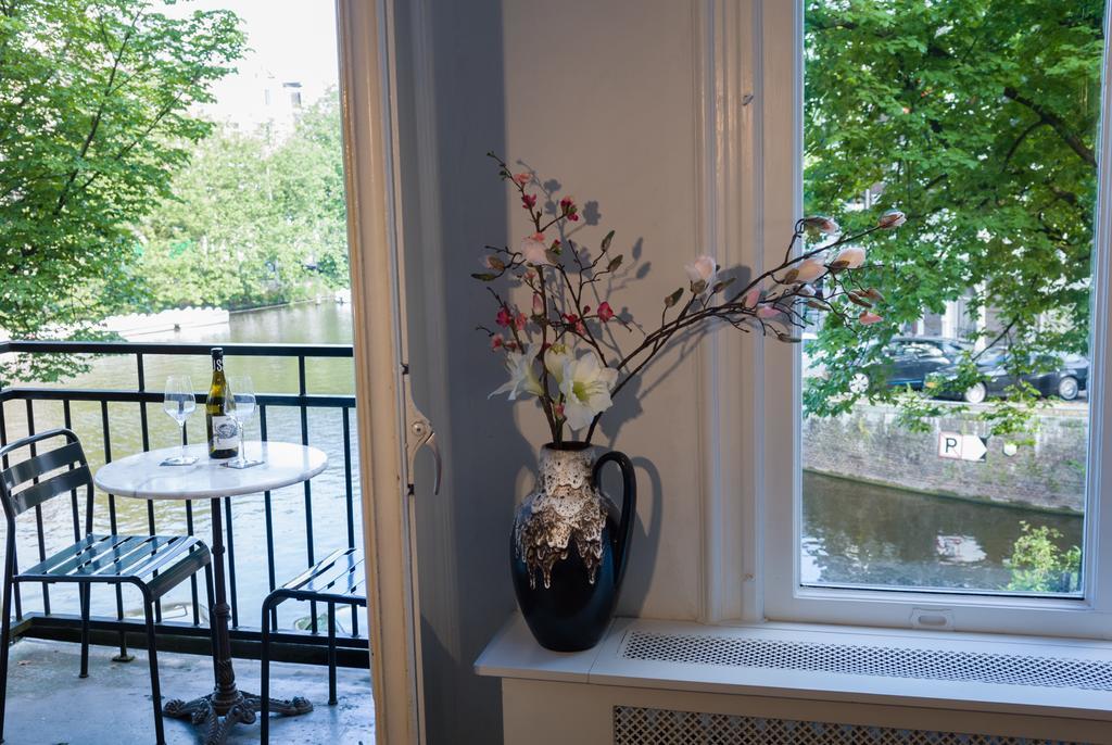 Tulipa Bed & Breakfast Amsterdam Bagian luar foto