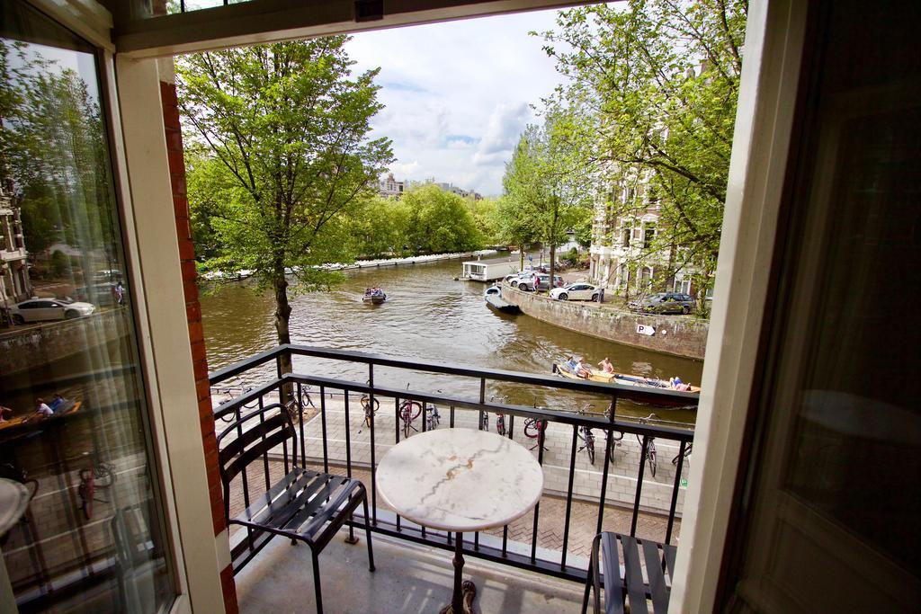 Tulipa Bed & Breakfast Amsterdam Bagian luar foto