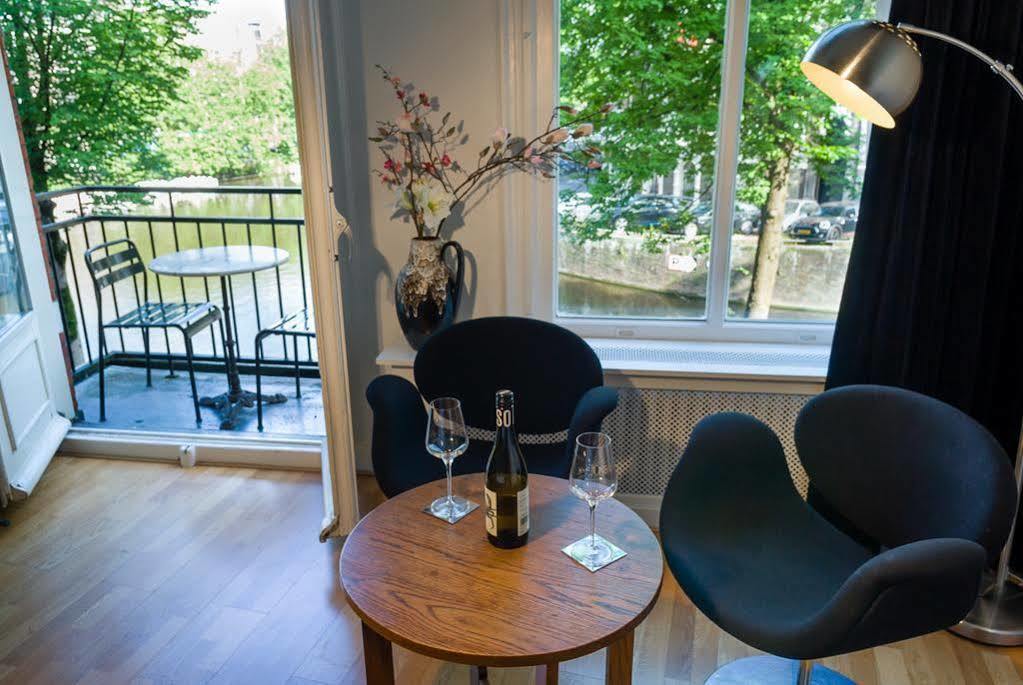 Tulipa Bed & Breakfast Amsterdam Bagian luar foto